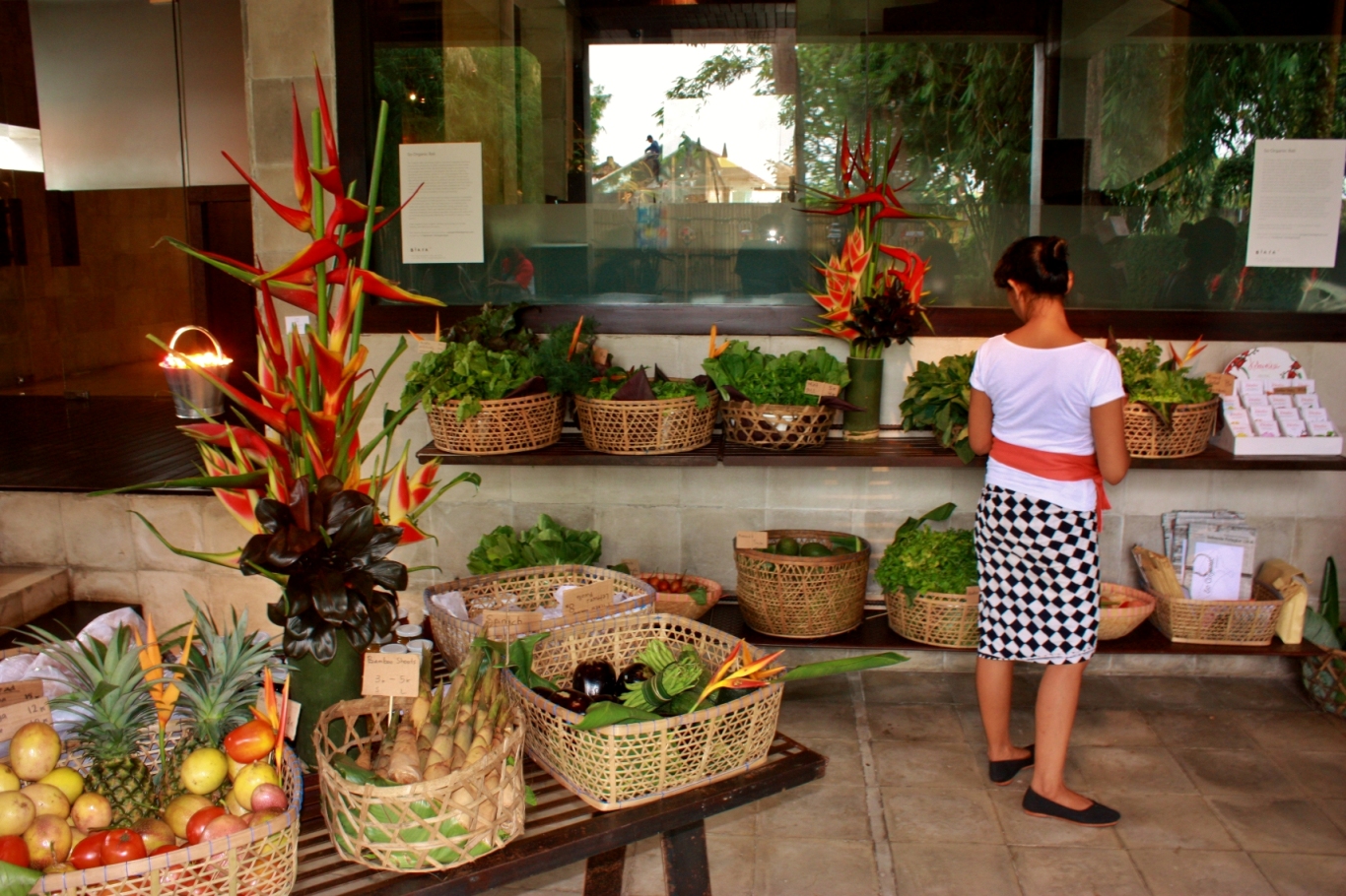 Biasa shop seminayk outdoor best organic markets in Bali